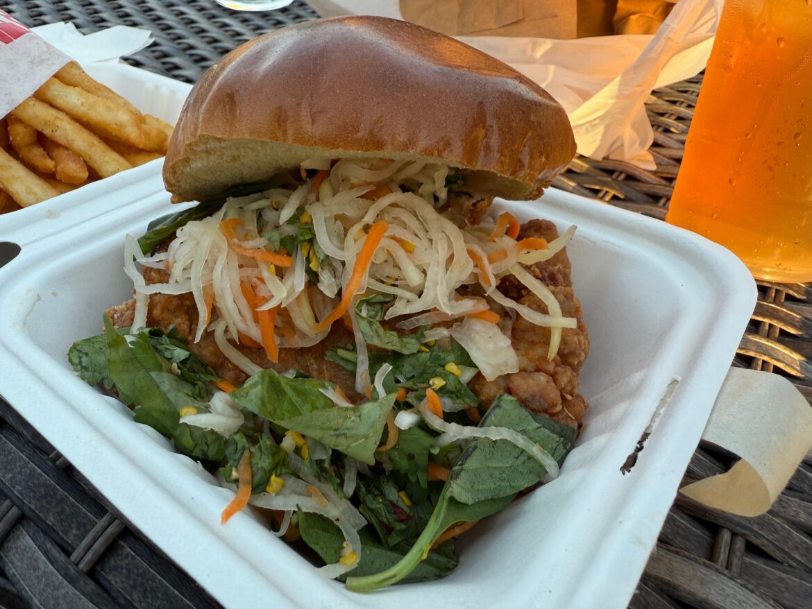 Hermosa’s Fried Chicken Sandwich is top-tier