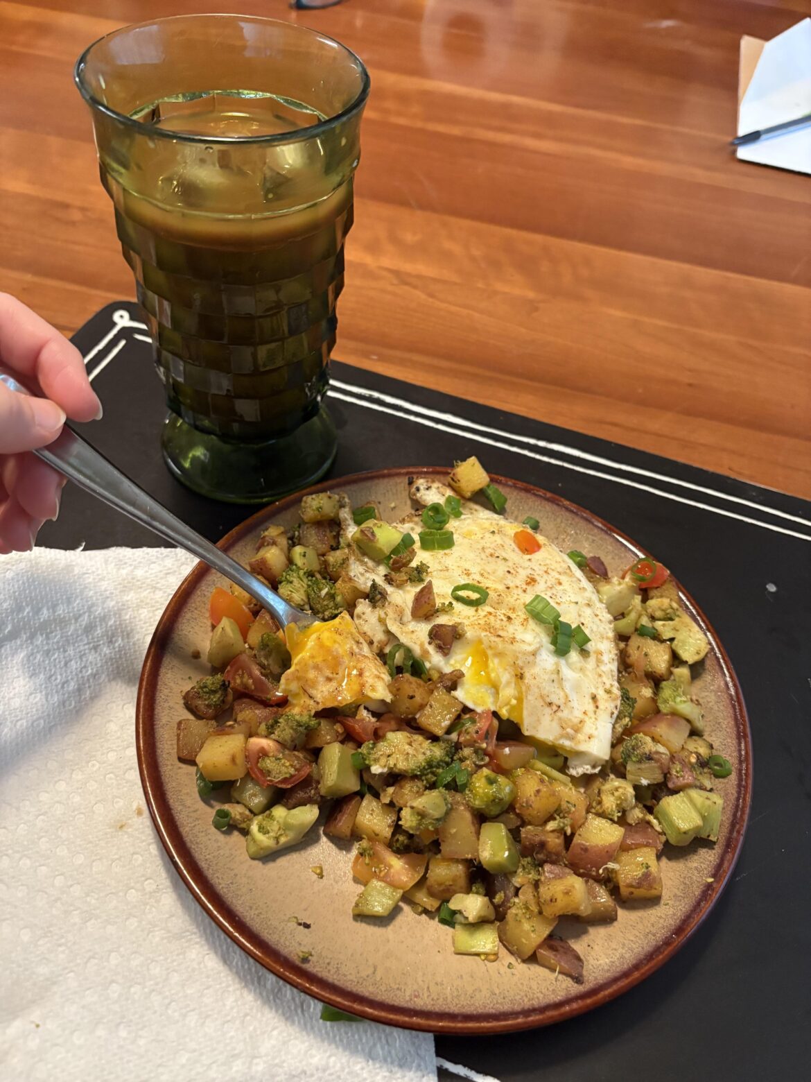 Using my chopper tool to make food into little cubes makes me feel alive.