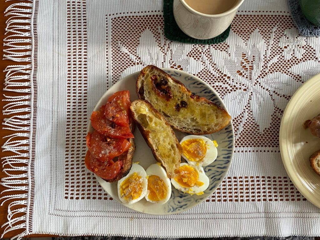 spelt sourdough, tomato, eggs, coffee, perfect day