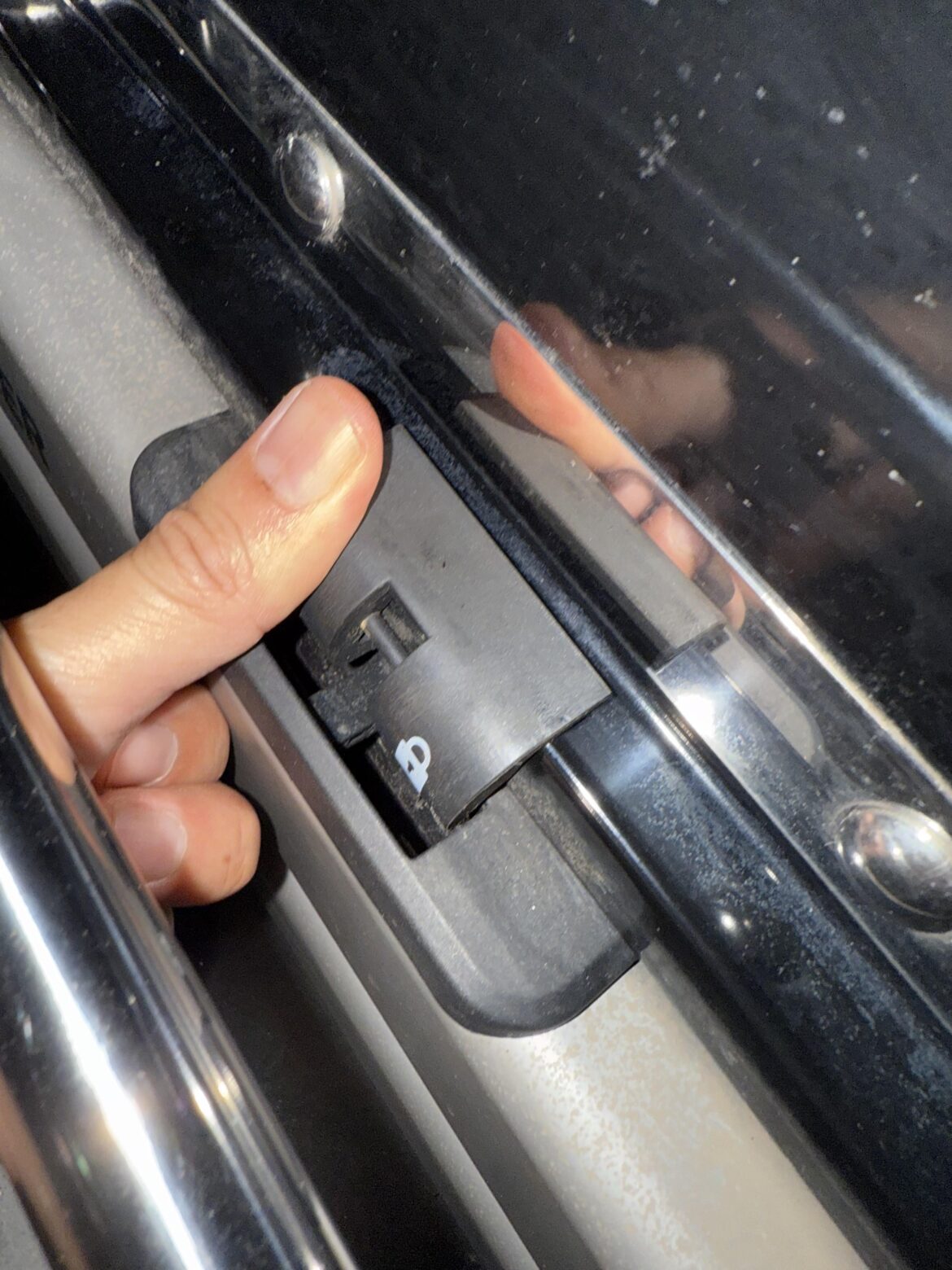 Travelers lid won’t lock Travelers lid won’t lock