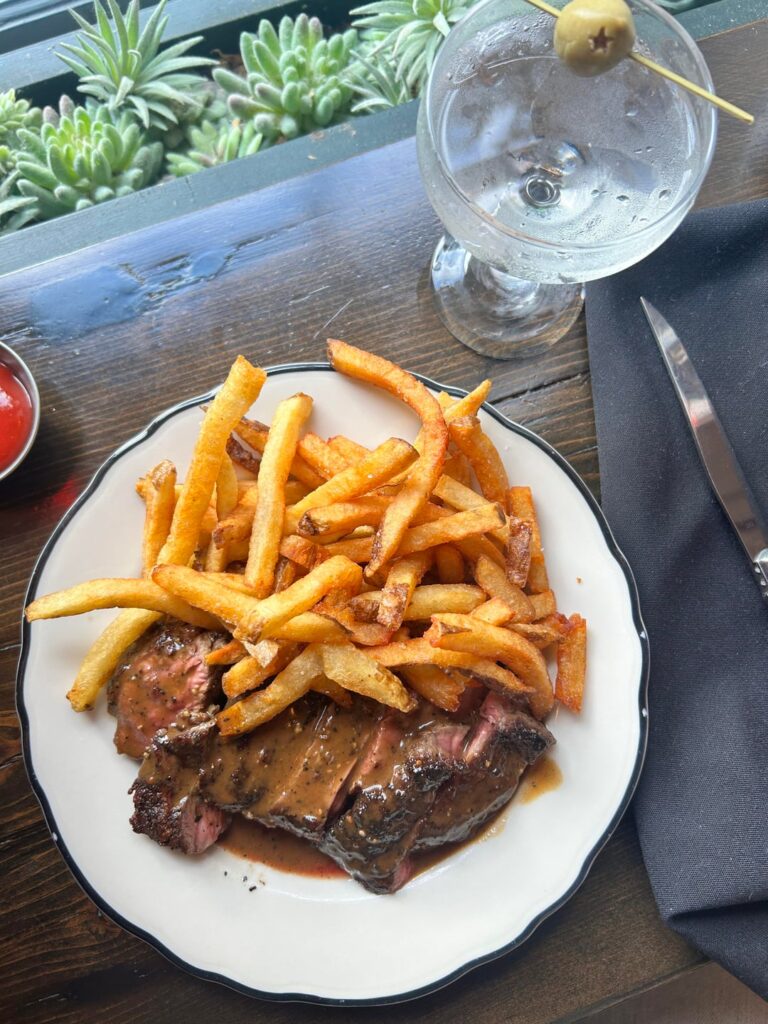 Shoutout Whoever Recommended Cozy Royale’s $25 Monday Steak Special Shoutout Whoever Recommended Cozy Royale’s $25 Monday Steak Special