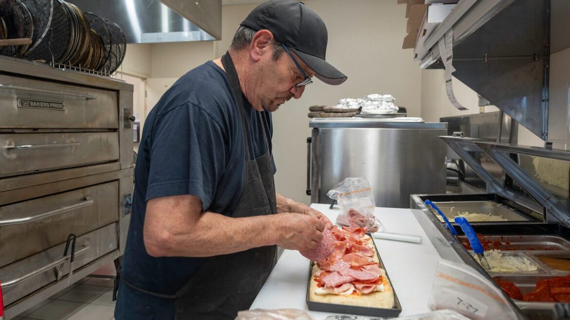 Angelo’s West is spicing up Pueblo West pizza, pasta to-go options Angelo's West is spicing up Pueblo West pizza, pasta to-go options