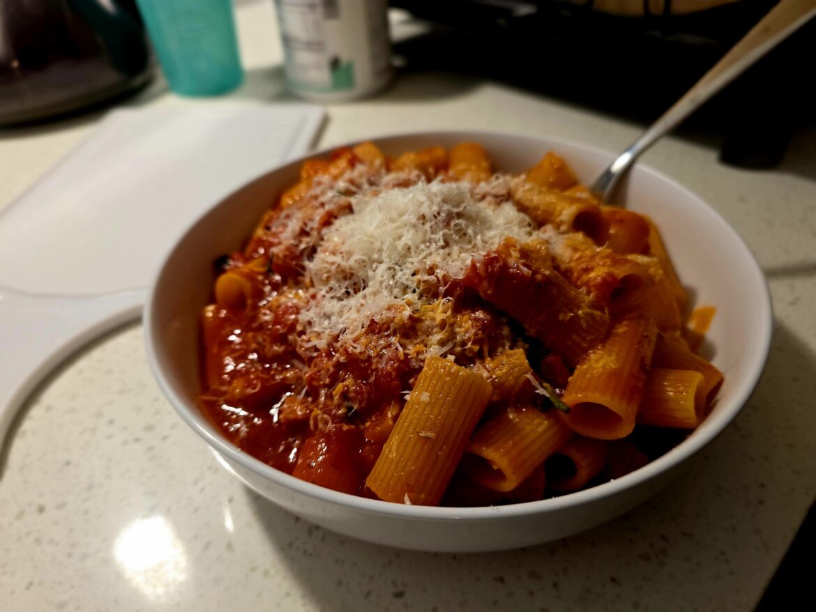 Simple tomato and basil with rigatoni