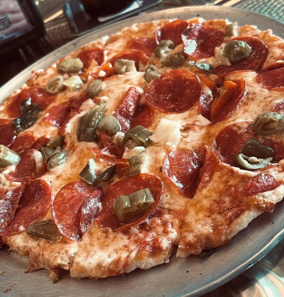 Side street salon tavern pizza