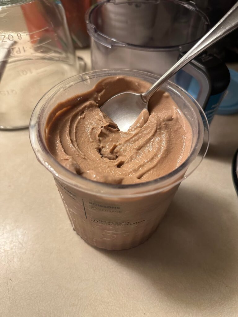 396 calories & 58.2g protein for the whole pint
