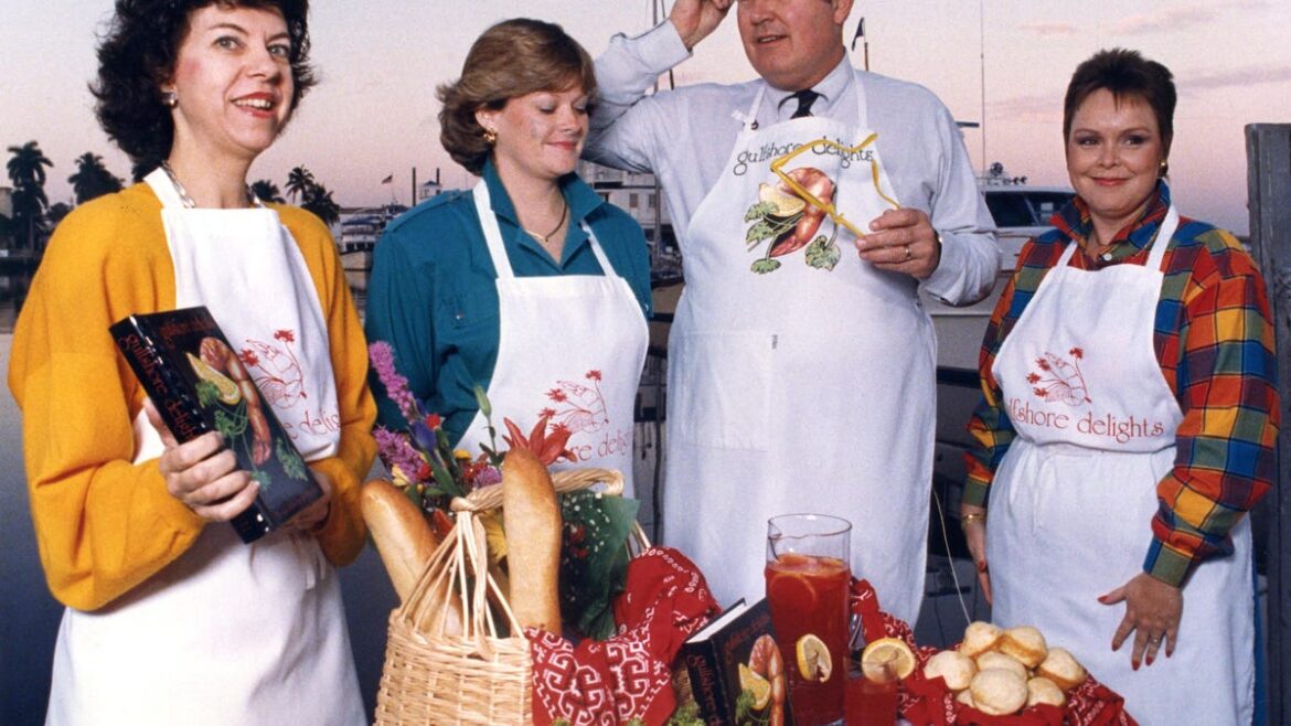 Fort Myers cookbook part of Junior League history Fort Myers cookbook part of Junior League history