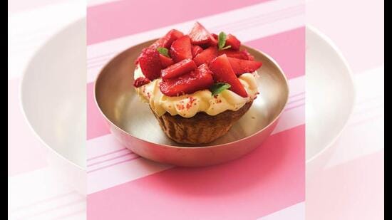 Bombay Sweet Shop’s Strawberry Rasmalai Tart is the East-West combo we didn’t know we needed.