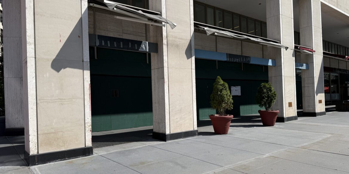 Brasserie Boulud; Variety Coffee; Amsterdam Hardware Depot; Adobo Mexican Grill; Pizza Hut; Field Trip Brasserie Boulud; Variety Coffee; Amsterdam Hardware Depot; Adobo Mexican Grill; Pizza Hut; Field Trip