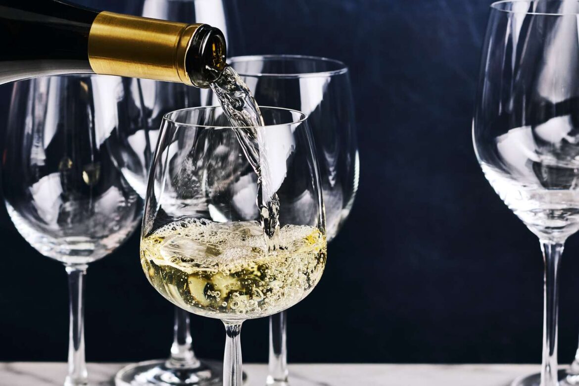 Chenin Blanc Is the Under-the-Radar White Wine Pros Can’t Stop Pouring Chenin Blanc Is the Under-the-Radar White Wine Pros Can’t Stop Pouring