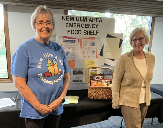 100 Women Who Care donates $10,000 to New Ulm Food Shelf | News, Sports, Jobs 100 Women Who Care donates $10,000 to New Ulm Food Shelf | News, Sports, Jobs