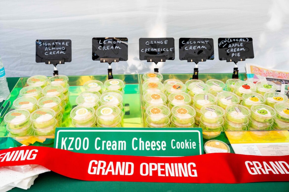 New cookie shop opens in Kalamazoo, features family’s secret recipe