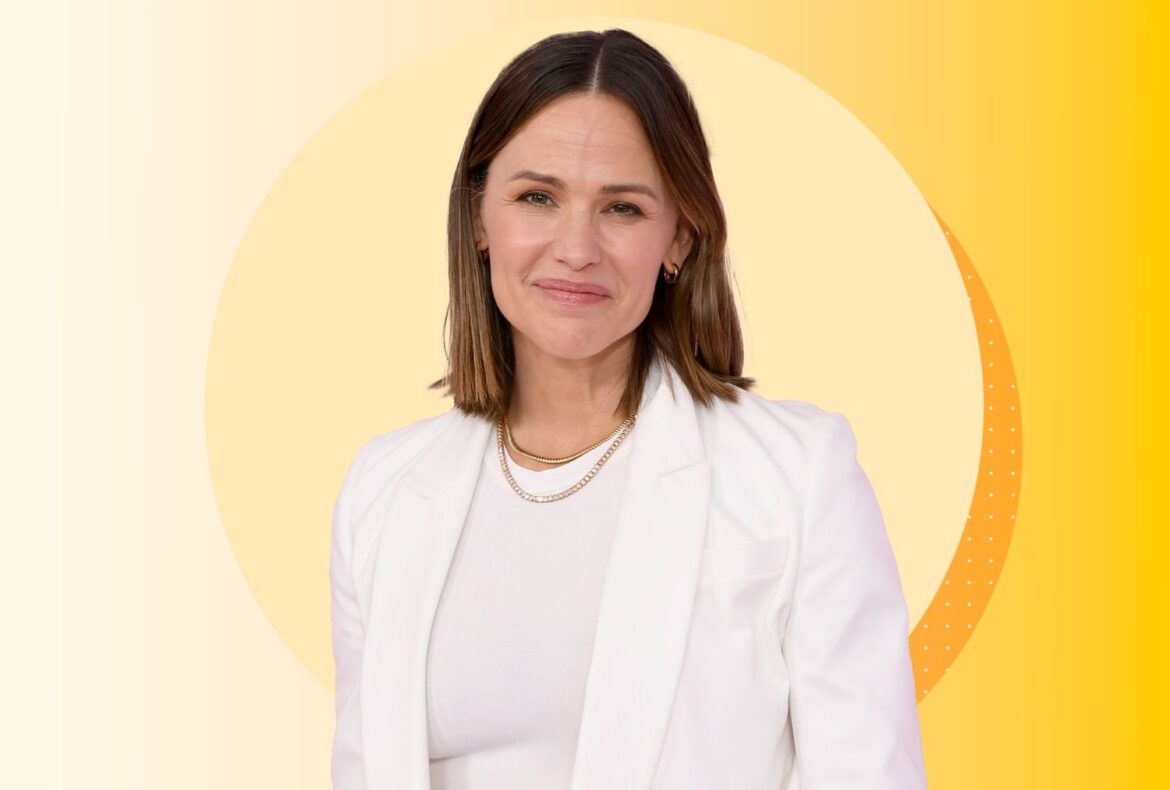 Jennifer Garner Shares a Lemony Dessert Perfect for Spring