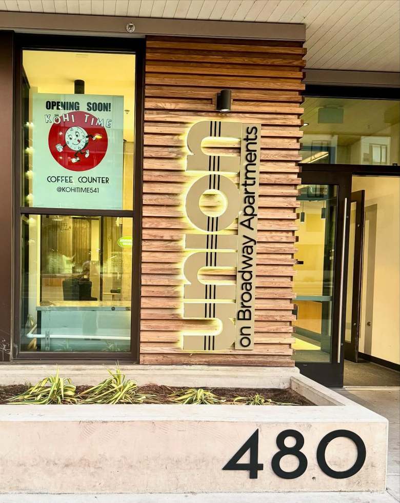 Exterior of Kohi Time at Union on Broadway