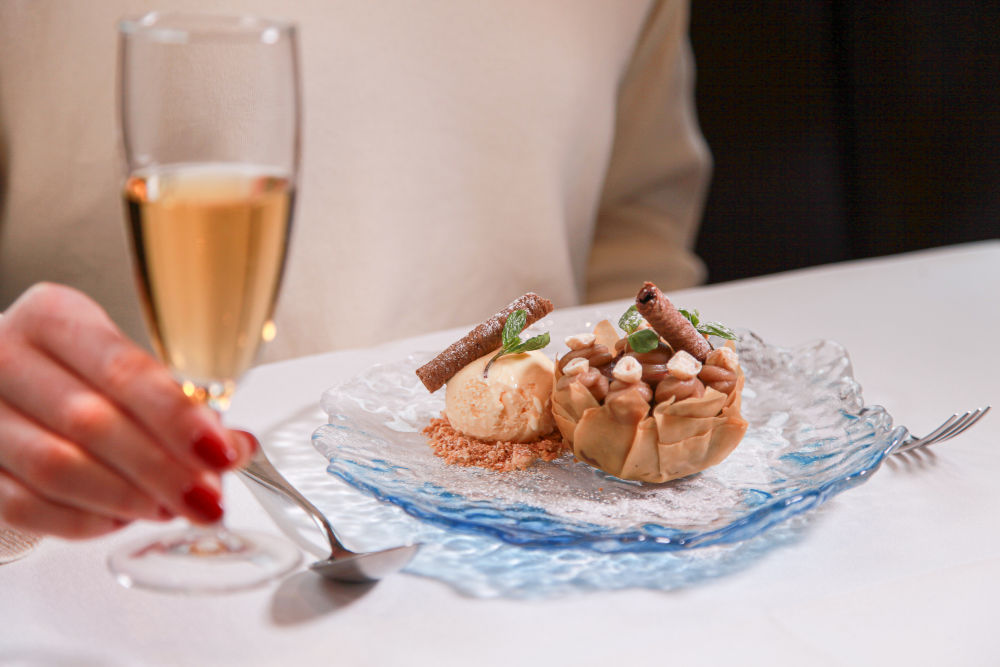 Le Vacherin dessert