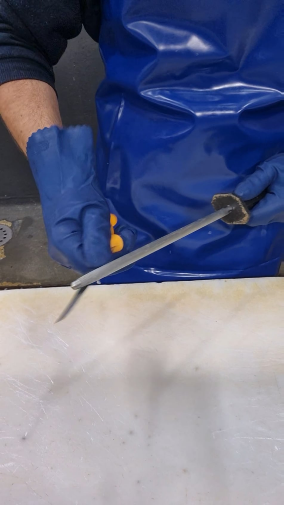 Been working in a seafood market for a year. I’m not perfect but I can move quick! Been working in a seafood market for a year. I'm not perfect but I can move quick!