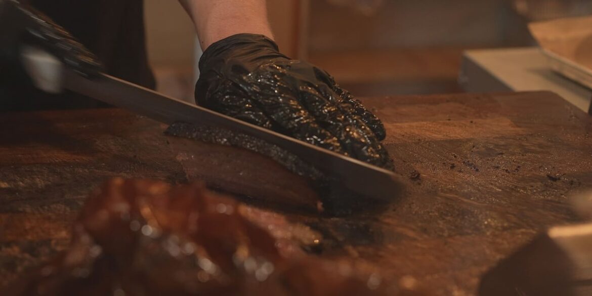 Social media sensation ‘Mad Scientist BBQ’ takes over Lincoln restaurant for a day