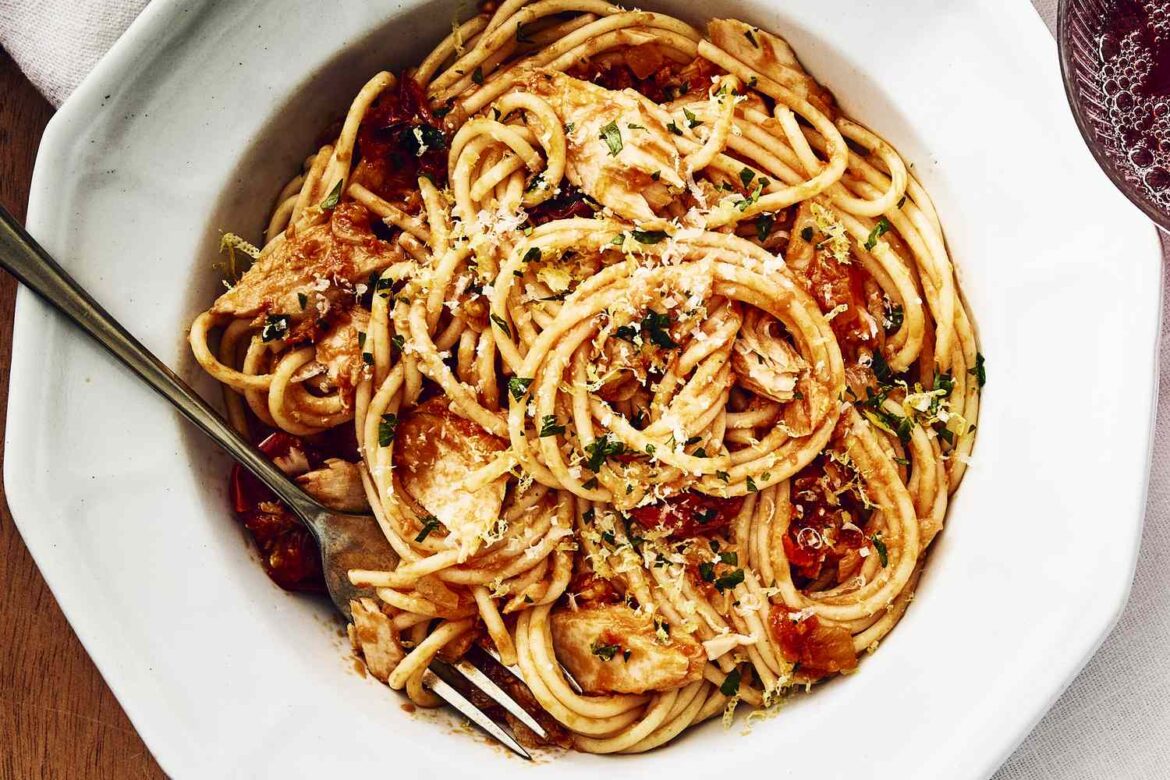 Samin’s Spicy Tuna Pantry Pasta Recipe Samin’s Spicy Tuna Pantry Pasta Recipe