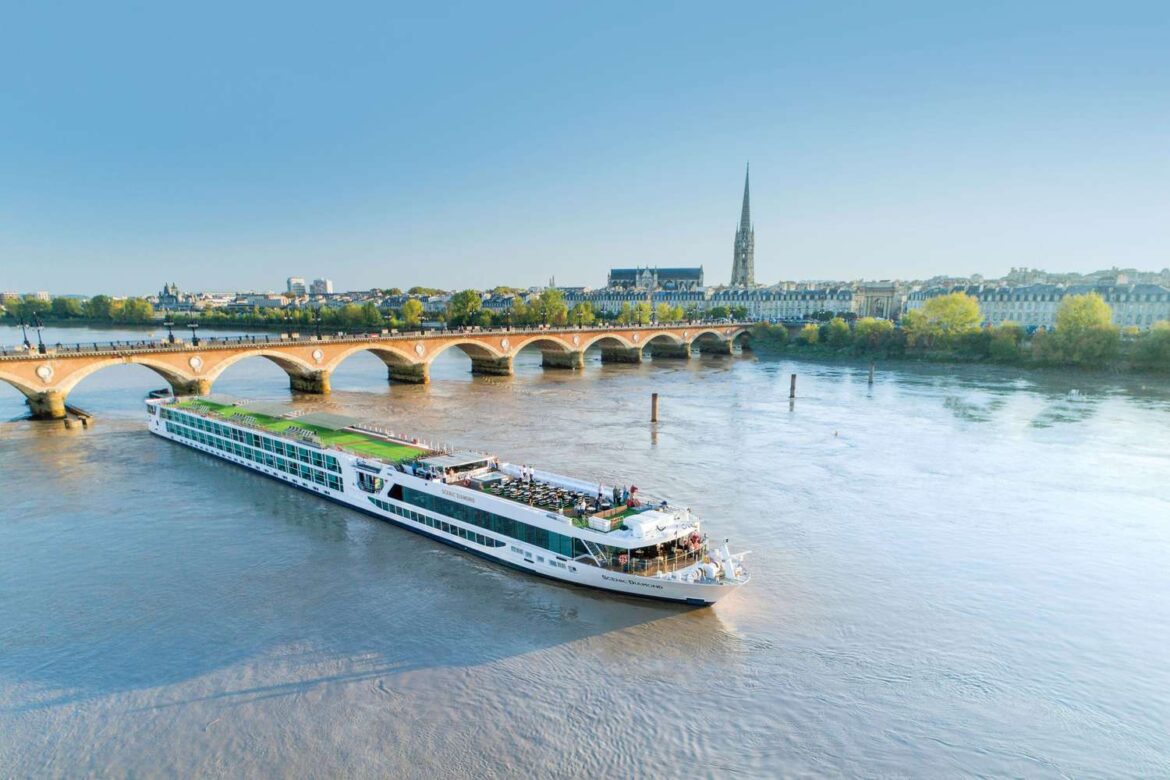 Cruise Through Bordeaux for Effortless Wine Education Cruise Through Bordeaux for Effortless Wine Education