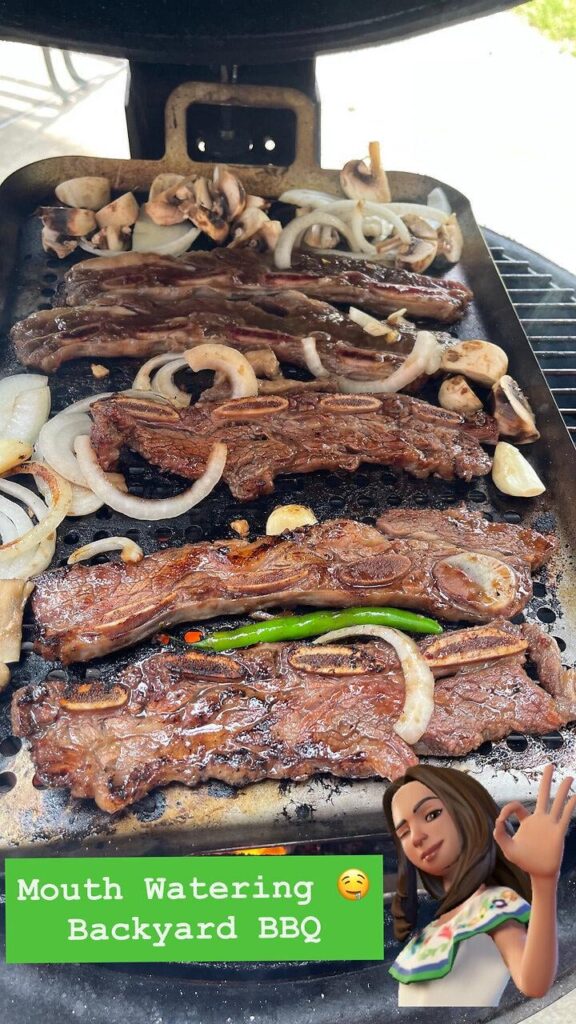 What are you grilling tonight? Sharing my mouth watering Galbi 🥩 🤤. Grab some drink 🍷 🍻