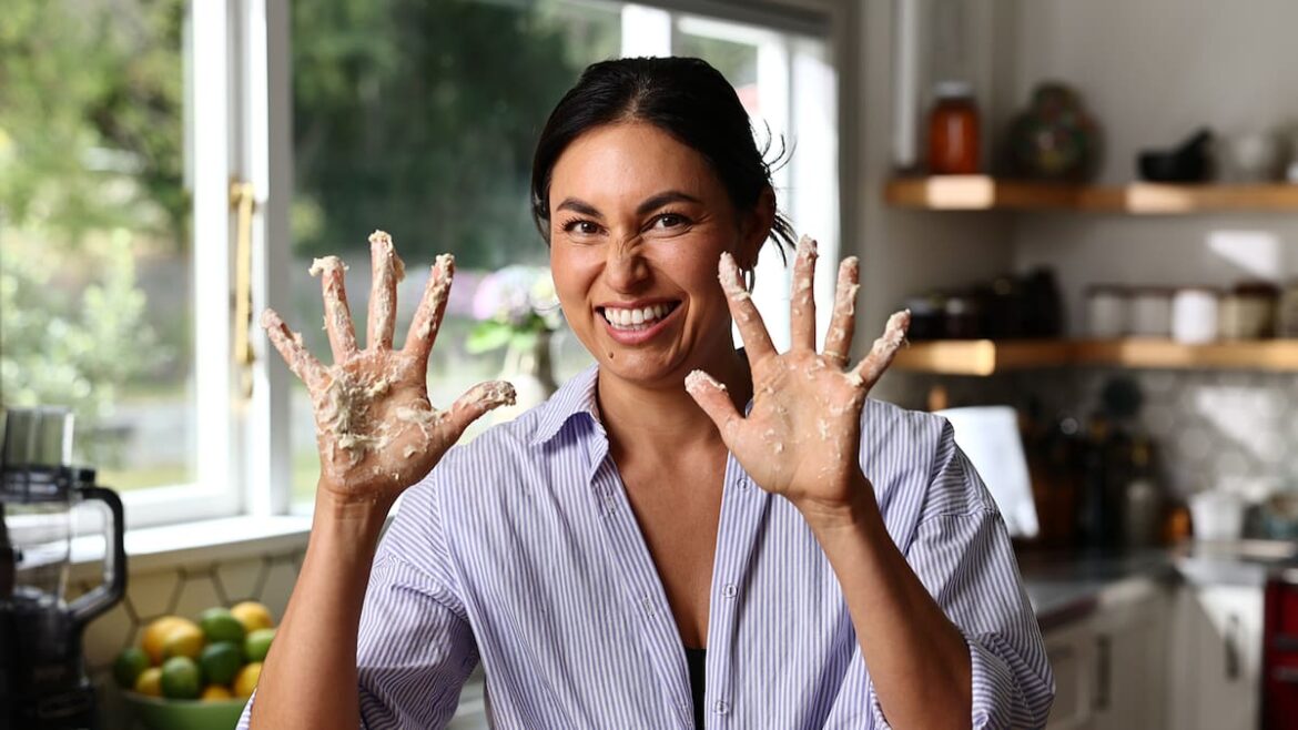 Nadia Lim shares last‑minute Christmas cake alternative to classic recipe