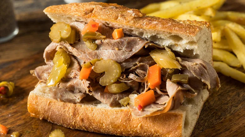 Italian beef sandwich