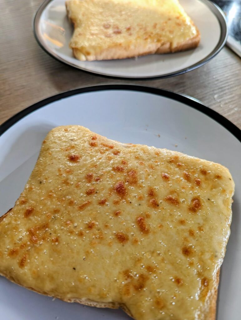 Welsh Rarebit Toast