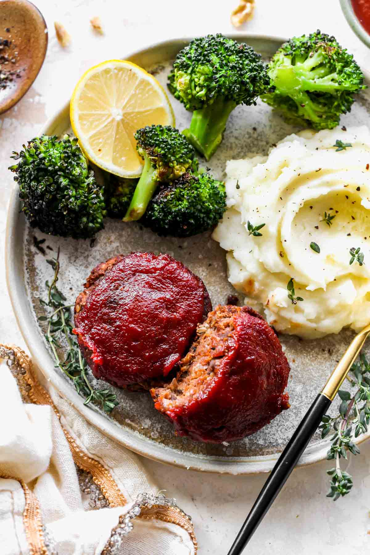 best vegan christmas dinner recipes  mini meatloafs