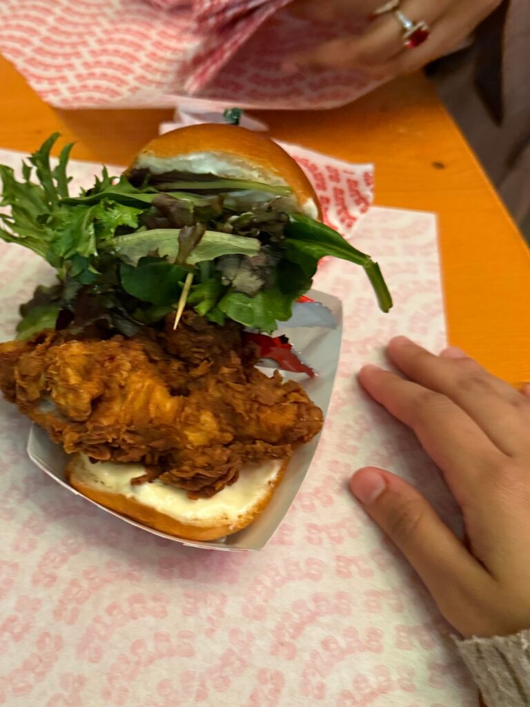 Calories in this fried chicken sandwich?