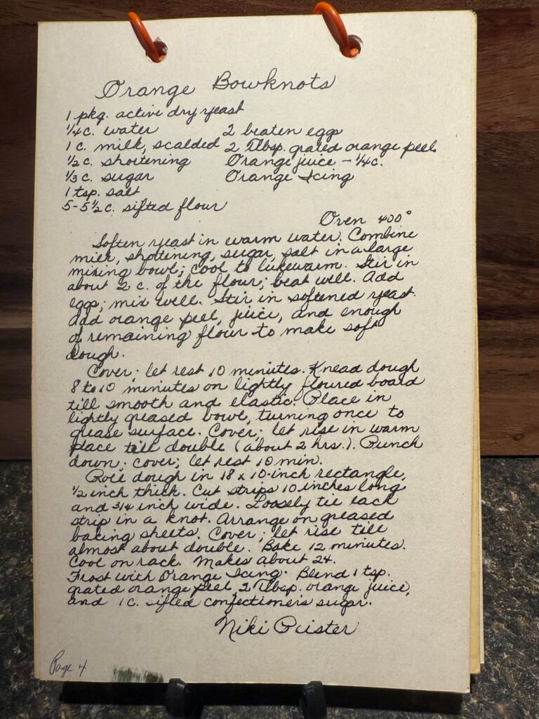 (GUTD 4/32) Orange Bowknots, Prune Bread (GUTD 4/32) Orange Bowknots, Prune Bread