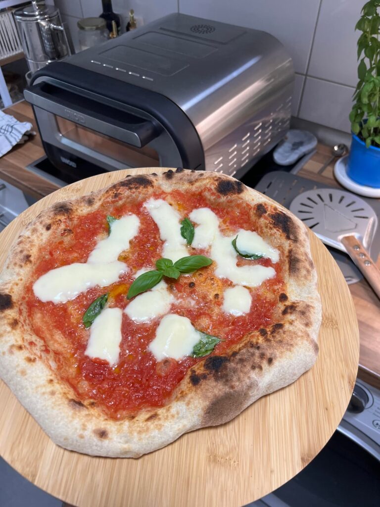 Neapolitan pizza with a €150 Unold pizza oven – 72h cold fermentation Neapolitan pizza with a €150 Unold pizza oven – 72h cold fermentation