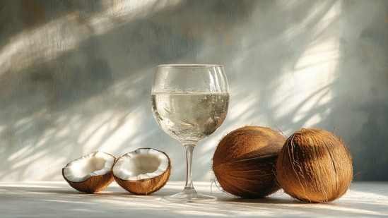 Coconut water is one of the best natural drinks for hydration.(Photo: Adobe Stock)