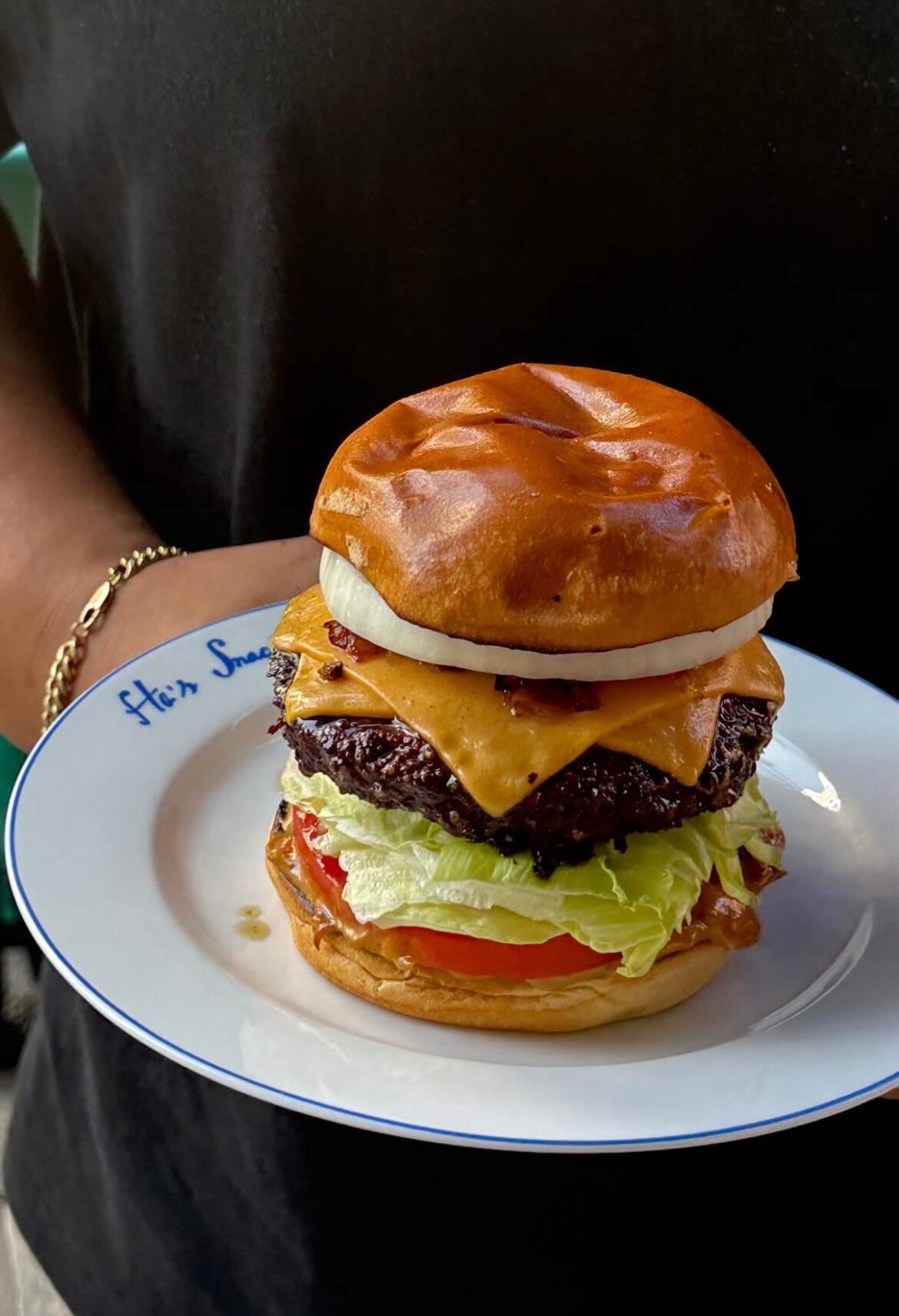 A friends restaurant in nyc, they don’t serve burgers but look at this bueat