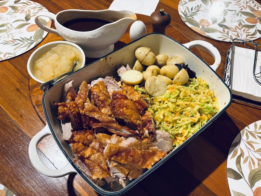 Roast pork with cabbage, potatoes and super crunchy crackling!