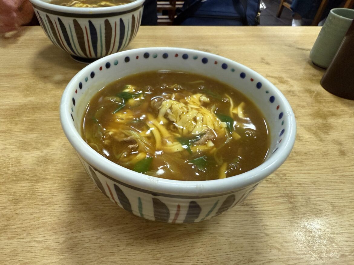 Beef curry udon with cheese