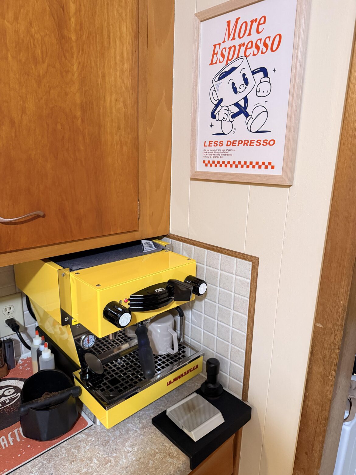 Coffee shop closed down and owner let me take it for free..