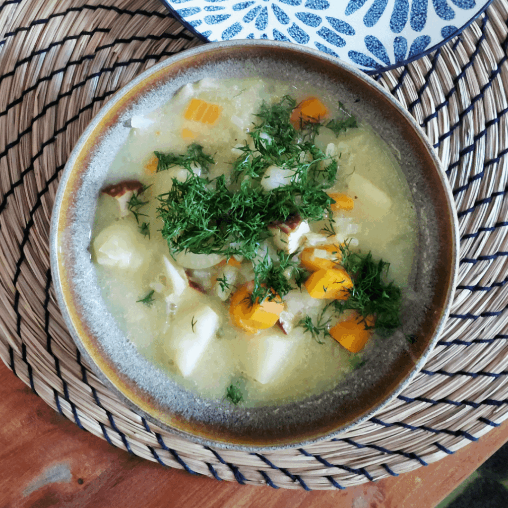 Traditional Finnish salmon soup - but no fish were harmed! 🍲