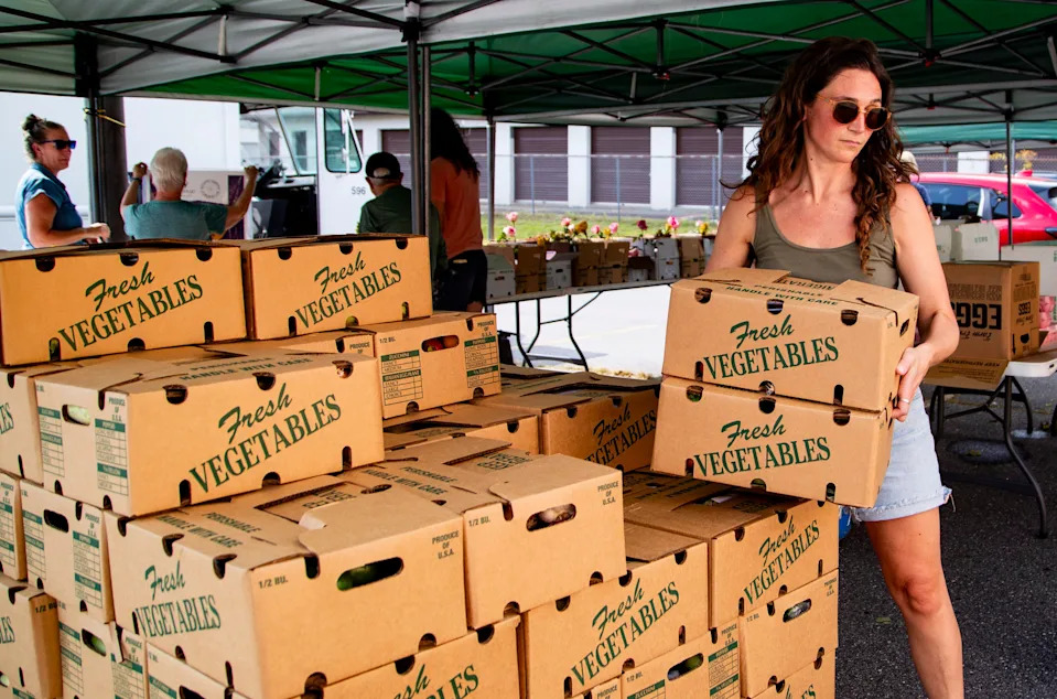 Volunteers work with Bounty & Soul to distribute produce to Black Mountain residents, Sept. 18, 2025.
