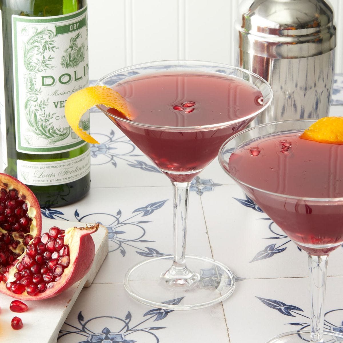pomegranate martini fall cocktail