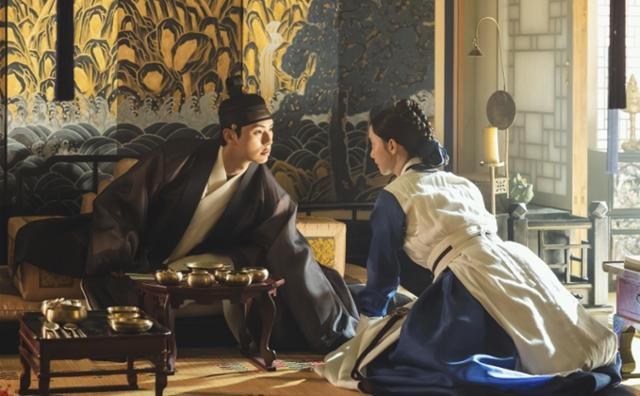 A scene from 'Bon Appetit, Your Majesty' / Courtesy of tvN