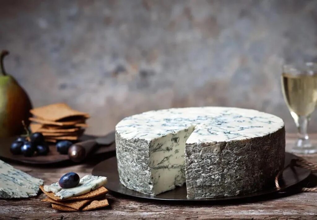 Day 1766 of posting images of cheese until I run out of cheese types: Buffalo Blue