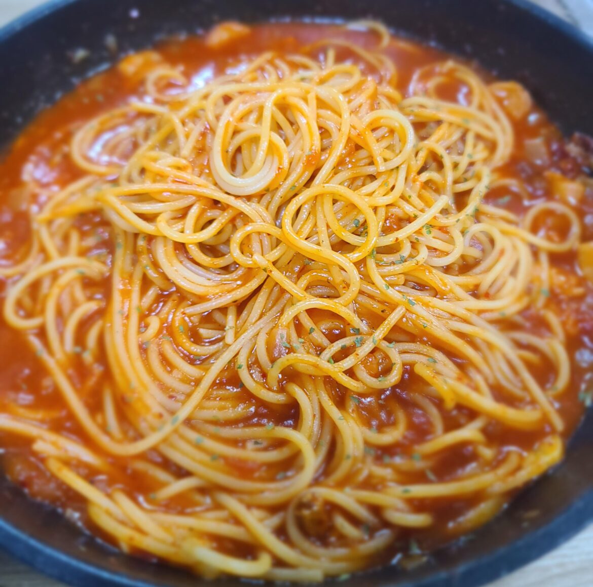 Hangover-Busting Tomato Pasta