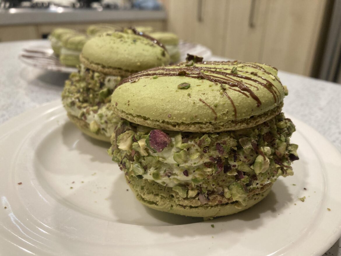 Pistachio macarons/fatcarons