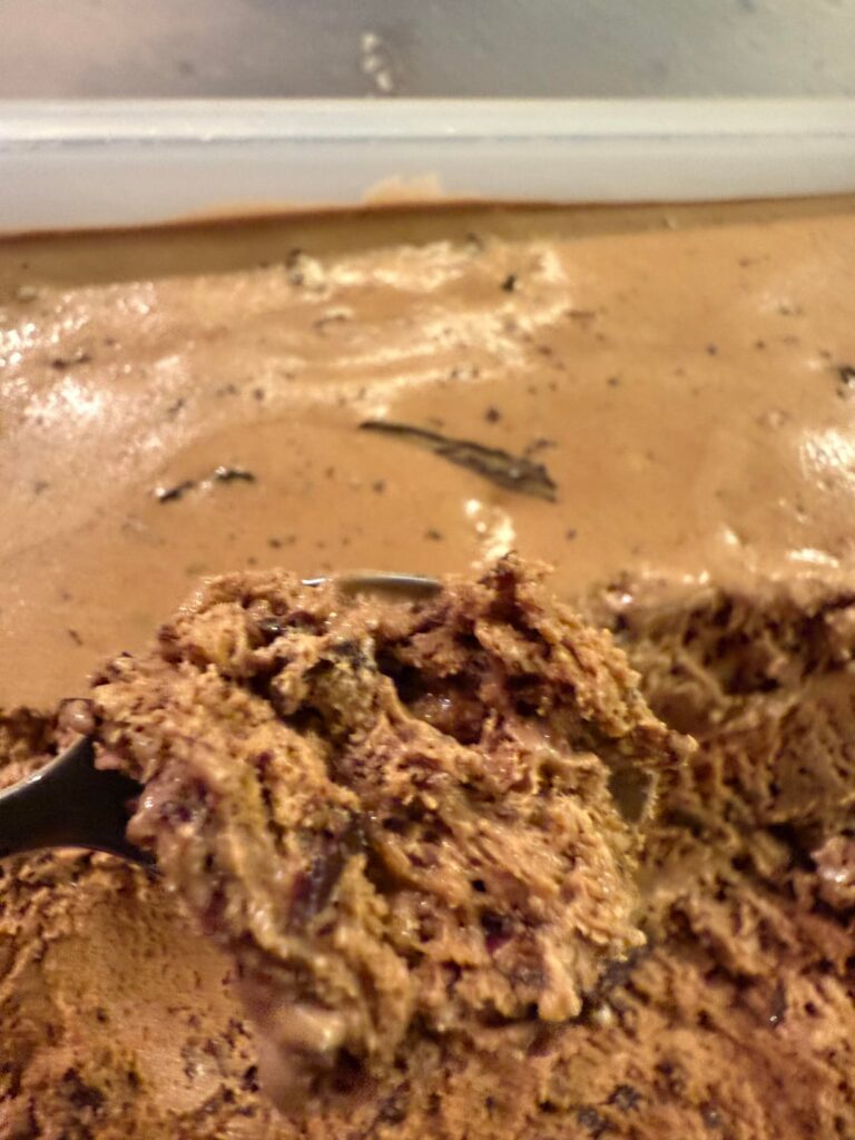 Gianduja with stracciatella