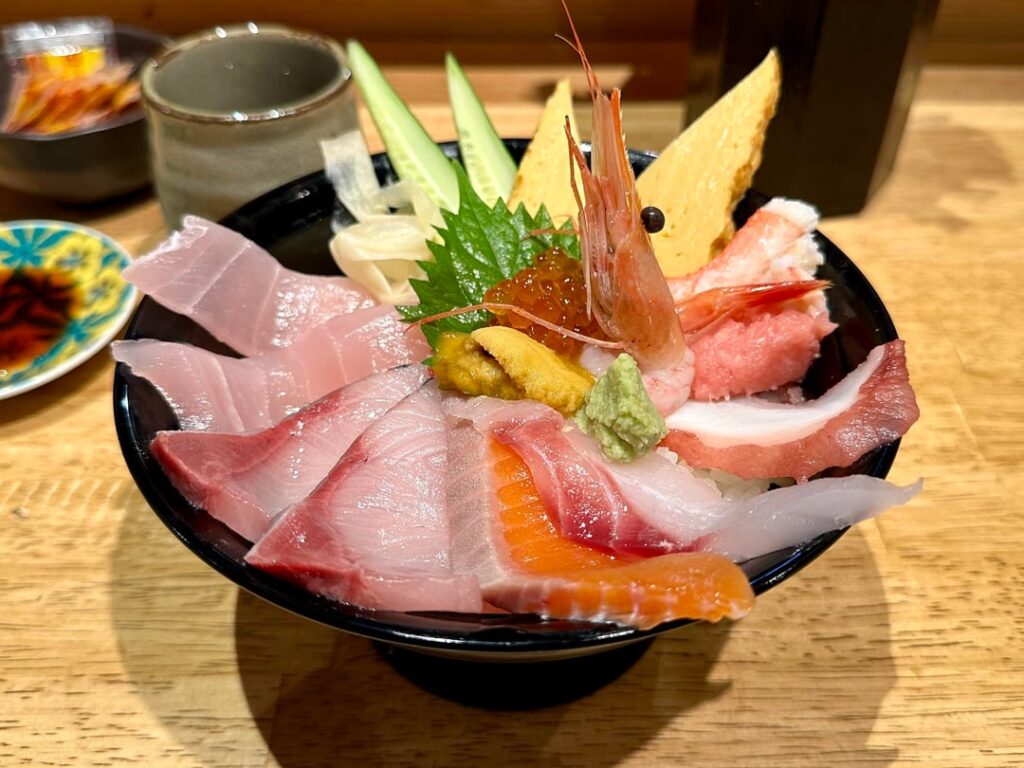 Kaisen-don collection from across Japan