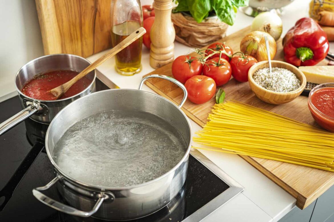 Yes, There’s a Right Way to Boil Pasta Water—Here’s Why It Matters Yes, There’s a Right Way to Boil Pasta Water—Here’s Why It Matters