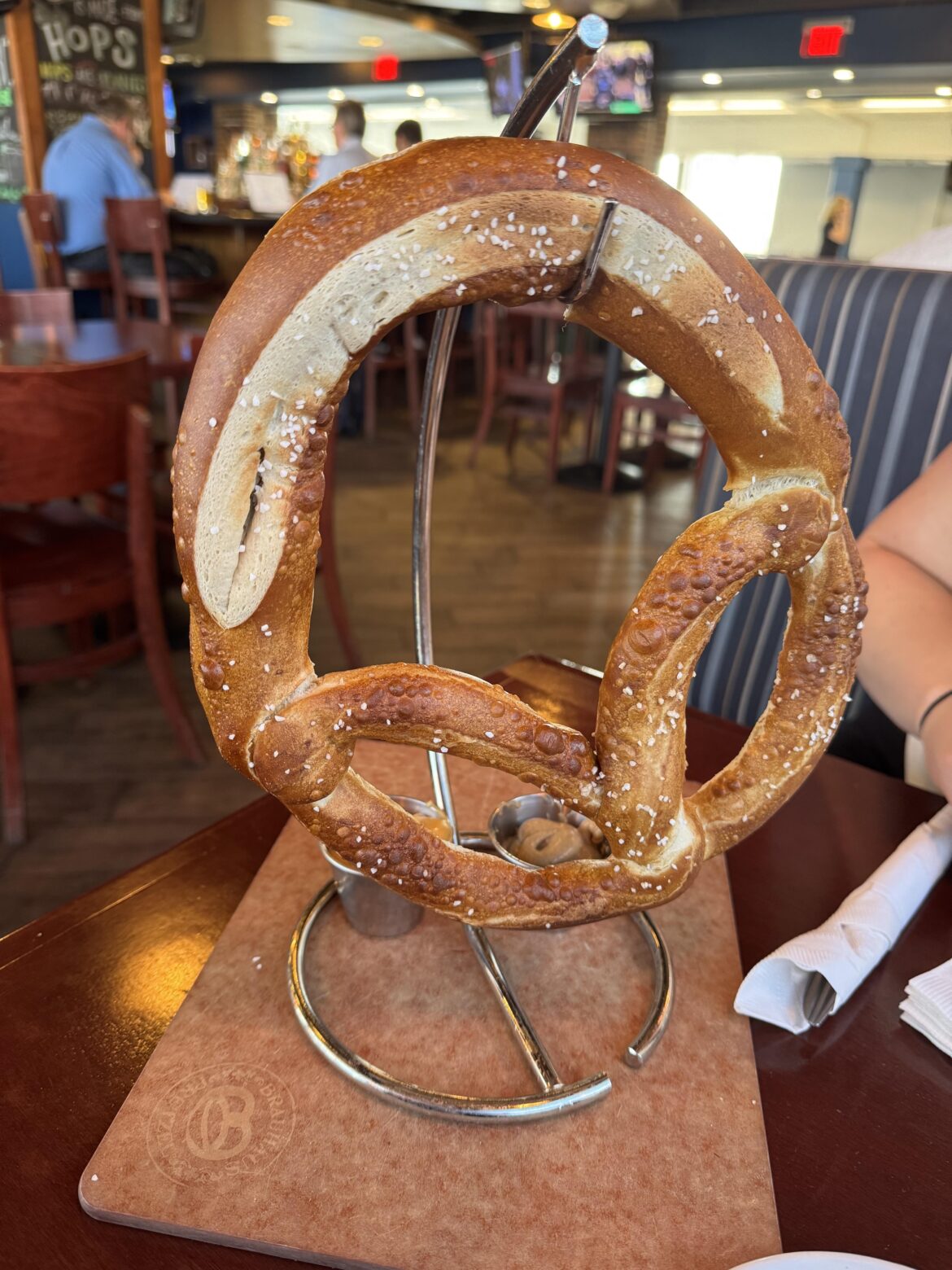 Airport pretzel