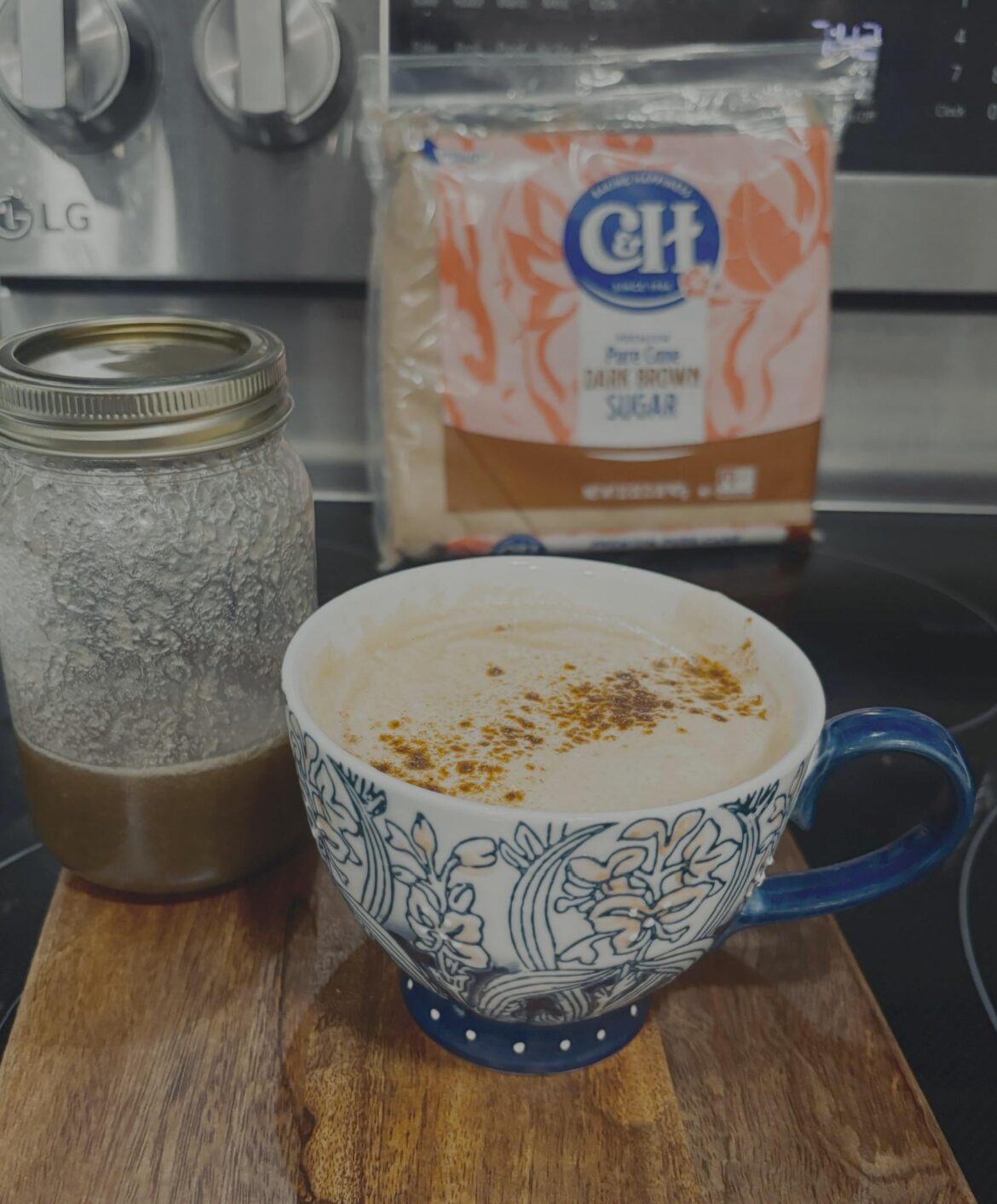 Banana bread latte with homemade syrup:)