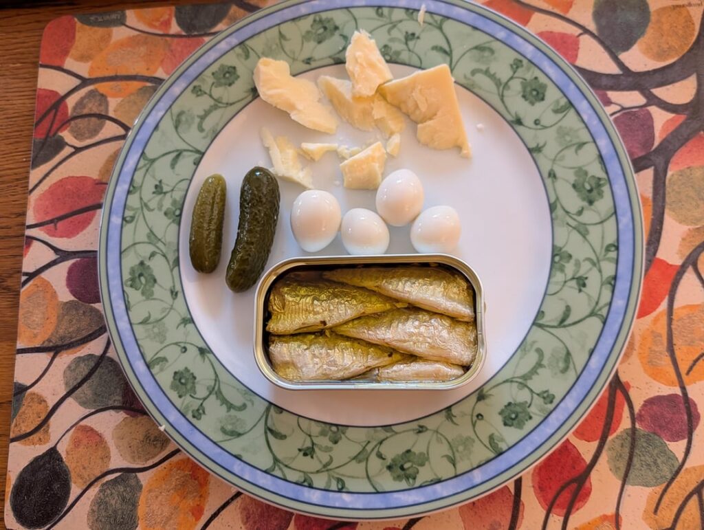 Nice Cans sardines with rosemary and fennel pepper