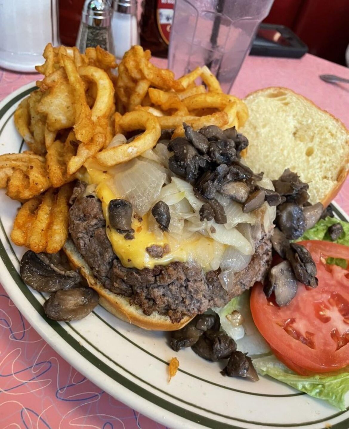 Cheeseburger w/ onions and mushrooms