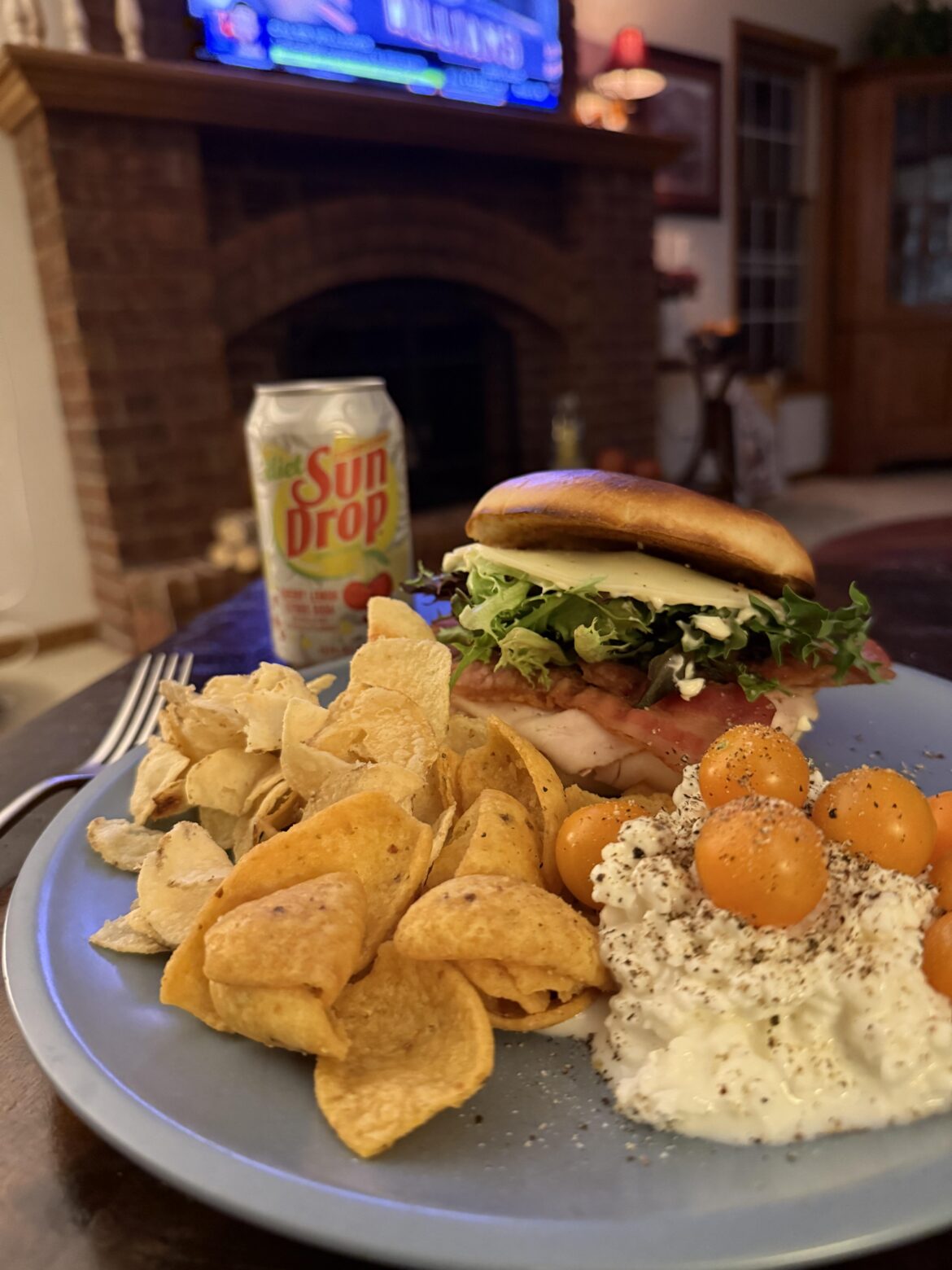 Simple turkey sandwich with  bacon & provolone on a slightly over toasted grocery store “bagel”